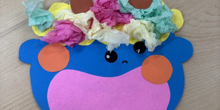 ある日の託児所そよかぜ｜保けいこで育む子どもの五感と表現力